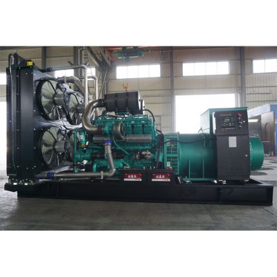 2200kw南通股份柴油發(fā)電機(jī)組-南通股份16缸柴油機(jī)NGC16V3290柴油發(fā)電機(jī)組,缸徑/行程：165/190mm,柴油發(fā)電機(jī)組水冷發(fā)動(dòng)機(jī)功率2420KW,柴油發(fā)電機(jī)組配套馬拉松斯坦福發(fā)電機(jī)。廠價(jià)直銷歡迎選購：13773399855。