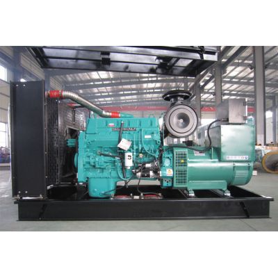 200kw重慶康明斯柴油發電機組-重慶康明斯6缸柴油機MTA11-G2柴油發電機組,缸徑/行程：125/147mm,柴油發電機組水冷發動機功率246KW,柴油發電機組配套馬拉松斯坦福發電機。廠價直銷歡迎選購：13773399855。
