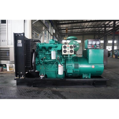 30KW玉柴柴油發(fā)電機組-玉柴4缸柴油機YCD4M12D-50,柴油發(fā)電機組缸徑/行程：100/118mm,柴油發(fā)電機組水冷發(fā)動機功率39.6KW,柴油發(fā)電機組配套馬拉松斯坦福發(fā)電機。廠價直銷歡迎選購：13773399855。