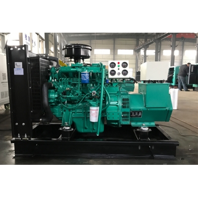 30KW玉柴柴油發(fā)電機組-玉柴4缸柴油機YCD4N23H8-55,柴油發(fā)電機組缸徑/行程：93/103mm,柴油發(fā)電機組水冷發(fā)動機功率39.6KW,柴油發(fā)電機組配套馬拉松斯坦福發(fā)電機。廠價直銷歡迎選購：13773399855。